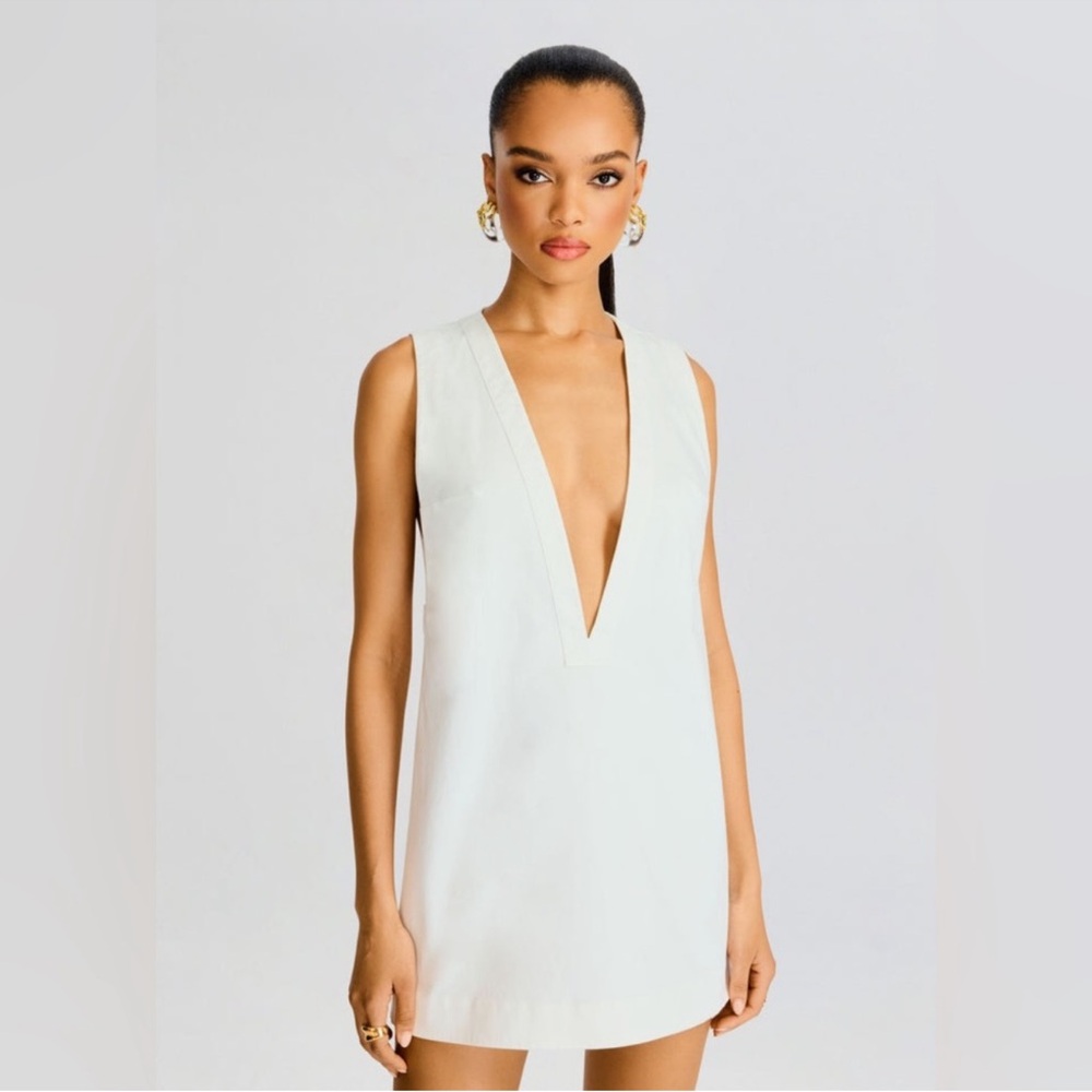 SER.O.YA symphony White Plunge Dress